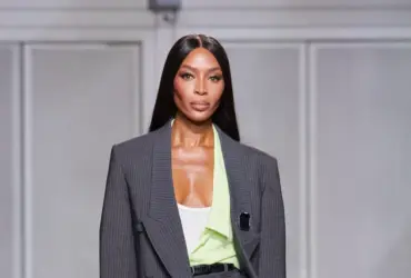 Ai Pin Humane Debut Di Paris Fashion Week